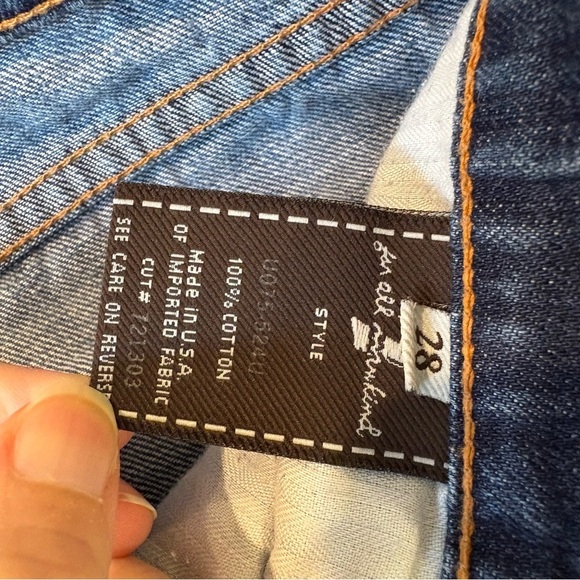 7 For All Mankind Classic Denim Bootcut Jeans Wmn’s sz 28 - Picture 3 of 11